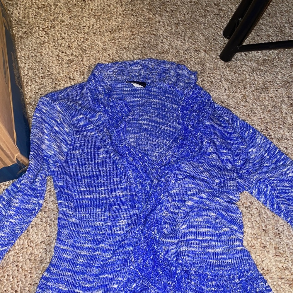 Blue pullover